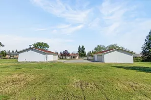 3167 Baseline Rd, Roseville, CA 95747 - Photo 55