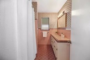 1311 47th Ave, Sacramento, CA 95831 - Photo 33