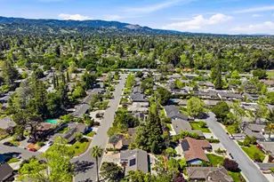 18813 Westview Dr, Saratoga, CA 95070 - Photo 47