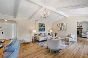 18813 Westview Dr, Saratoga, CA 95070 - Photo 17