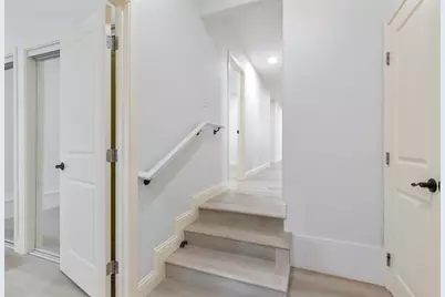 403 Kerr Avenue, Modesto, CA 95354 - Photo 25