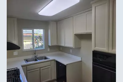 7632 Manorcrest Way, Sacramento, CA 95832 - Photo 9