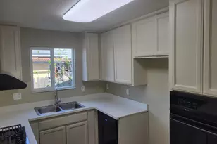 7632 Manorcrest Way, Sacramento, CA 95832 - Photo 9