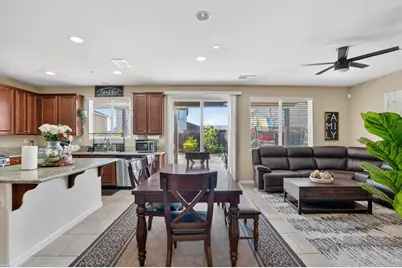 7434 Thorndale Way, Sacramento, CA 95829 - Photo 29