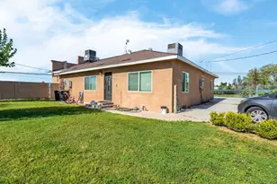 24110 Ave 14, Madera, CA 93637 - Photo 21