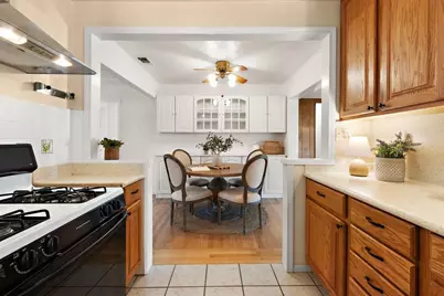 5221 Helen Way, Sacramento, CA 95822 - Photo 13