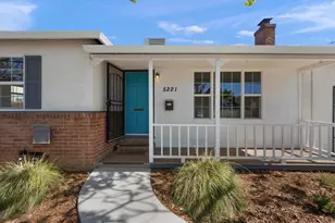 5221 Helen Wy, Sacramento, CA 95822 - Photo 3