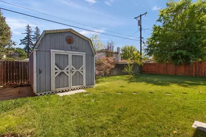 5221 Helen Way, Sacramento, CA 95822 - Photo 33