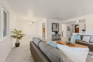 4439 Morpheus Ln, Sacramento, CA 95864 - Photo 17