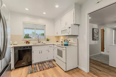 4439 Morpheus Lane, Sacramento, CA 95864 - Photo 9