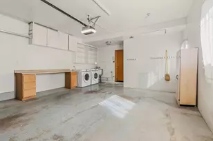 4439 Morpheus Ln, Sacramento, CA 95864 - Photo 27