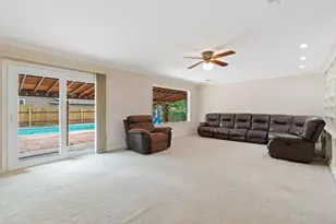 10688 Biscay Way, Rancho Cordova, CA 95670 - Photo 23