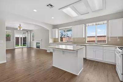 4093 Pine Lake Circle, Stockton, CA 95219 - Photo 9