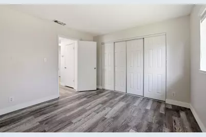 8237 Center Parkway, Sacramento, CA 95823 - Photo 15