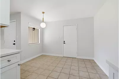 8237 Center Parkway, Sacramento, CA 95823 - Photo 11