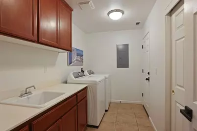 1583 Roger Drive, Tracy, CA 95304 - Photo 25