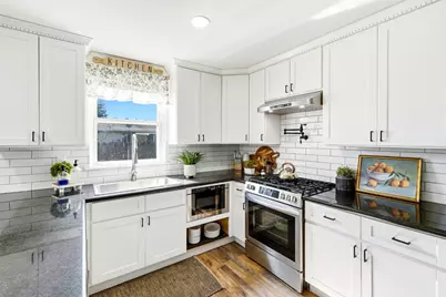 10720 Zueger Court, Rancho Cordova, CA 95670 - Photo 19