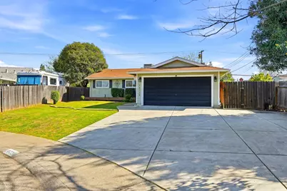 10720 Zueger Court, Rancho Cordova, CA 95670 - Photo 3