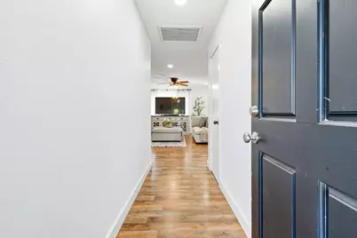 10720 Zueger Court, Rancho Cordova, CA 95670 - Photo 5