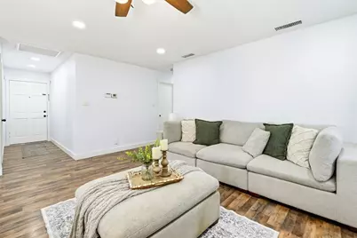 10720 Zueger Court, Rancho Cordova, CA 95670 - Photo 11