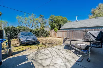 915 La Loma Avenue, Modesto, CA 95354 - Photo 33