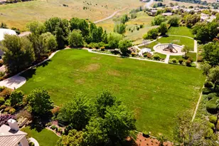 1281 Terracina Dr, El Dorado Hills, CA 95762 - Photo 67