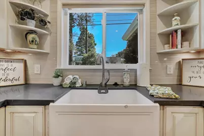 19355 Santa Maria Avenue, Castro Valley, CA 94546 - Photo 21