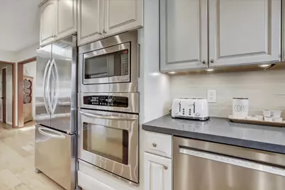 19355 Santa Maria Avenue, Castro Valley, CA 94546 - Photo 23