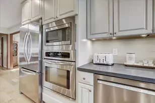 19355 Santa Maria Ave, Castro Valley, CA 94546 - Photo 23