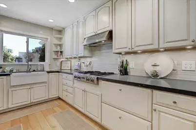 19355 Santa Maria Avenue, Castro Valley, CA 94546 - Photo 17