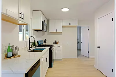 731 Loretta Court, Stockton, CA 95207 - Photo 9