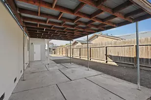 731 Loretta Ct, Stockton, CA 95207 - Photo 23