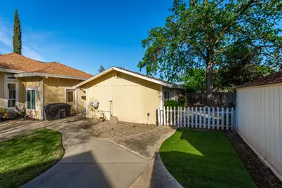 6837 Hazel Avenue, Orangevale, CA 95662 - Photo 49