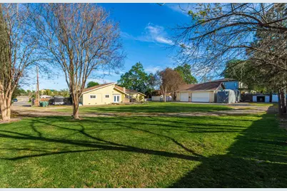 6837 Hazel Avenue, Orangevale, CA 95662 - Photo 51