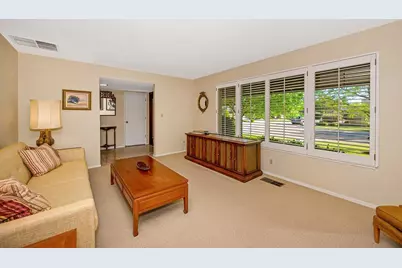 49 Saratoga Circle, Sacramento, CA 95864 - Photo 7