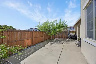 9765 Caneria Way, Elk Grove, CA 95757 - Photo 63