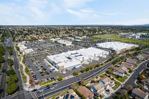 9765 Caneria Way, Elk Grove, CA 95757 - Photo 75