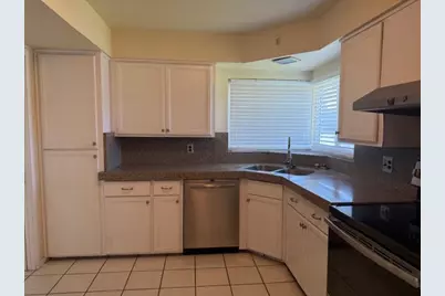 9497 Sara Street, Elk Grove, CA 95624 - Photo 25