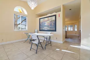 2721 Lock Ave, Sacramento, CA 95822 - Photo 9