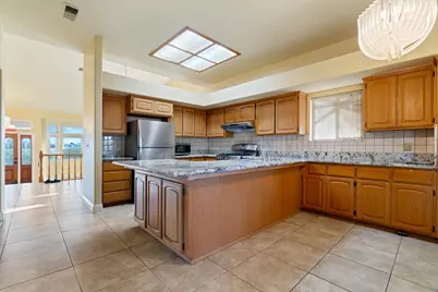 2721 Lock Avenue, Sacramento, CA 95822 - Photo 13