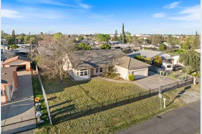 2721 Lock Avenue, Sacramento, CA 95822 - Photo 37