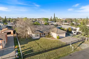 2721 Lock Ave, Sacramento, CA 95822 - Photo 37