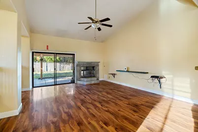 2721 Lock Avenue, Sacramento, CA 95822 - Photo 15