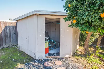 5025 El Paraiso Avenue, Sacramento, CA 95824 - Photo 47