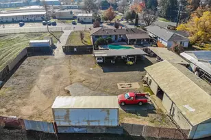 5025 El Paraiso Ave, Sacramento, CA 95824 - Photo 9