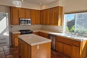 9444 Lockeridge Way, Sacramento, CA 95829 - Photo 3