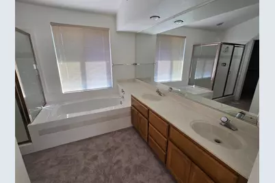 9444 Lockeridge Way, Sacramento, CA 95829 - Photo 9