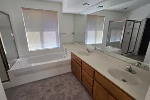 9444 Lockeridge Way, Sacramento, CA 95829 - Photo 9