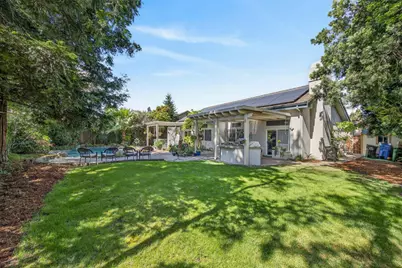 7608 Mendham Court, Elk Grove, CA 95758 - Photo 37