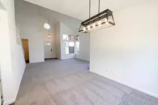 8520 Morning Skye Way, Antelope, CA 95843 - Photo 9